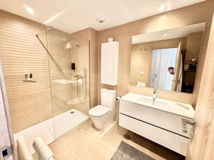 Image No.6-3 Bed Apartment for sale