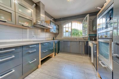 13-5fd73dea700db77384c091ca9818b1a9