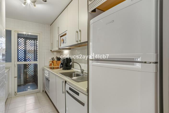 Image No.10-3 Bed Apartment for sale