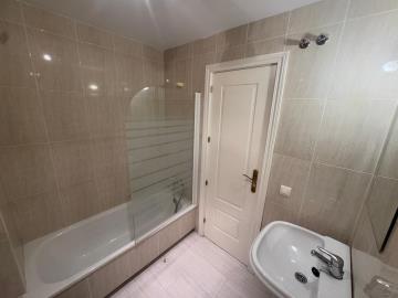 14-d70dc3102c00d7be0e872dfe1c1f86d7