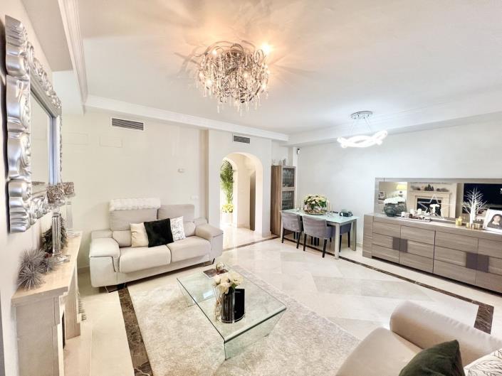 Image No.11-Maison de ville de 3 chambres à vendre à Estepona