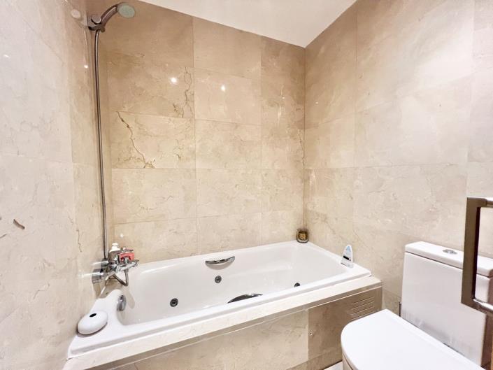 Image No.30-Maison de ville de 3 chambres à vendre à Estepona