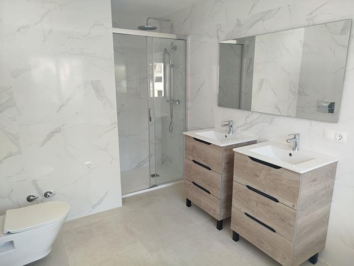 Image No.40-4 Bed House/Villa for sale