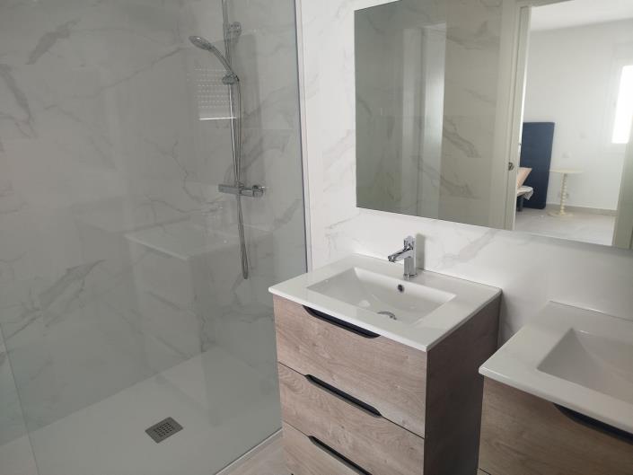 Image No.41-4 Bed House/Villa for sale