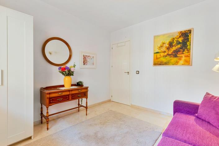 Image No.15-2 Bed Apartment for sale