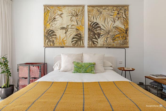 Image No.18-2 Bed Apartment for sale