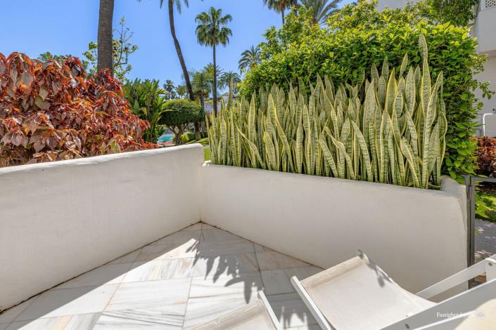 Image No.23-2 Bed Apartment for sale