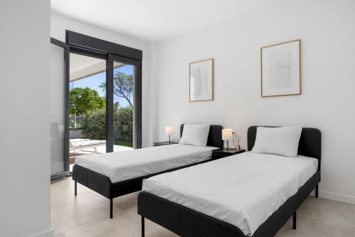 Image No.9-3 Bed Apartment for sale