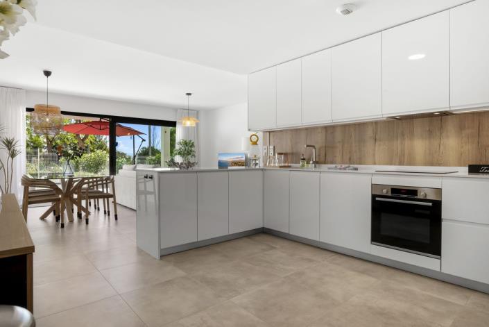 Image No.10-3 Bed Apartment for sale