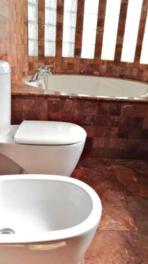 Image No.4-Villa / Détaché de 5 chambres à vendre à Torremolinos