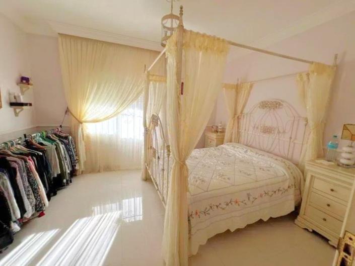 Image No.9-Villa / Détaché de 5 chambres à vendre à Torremolinos