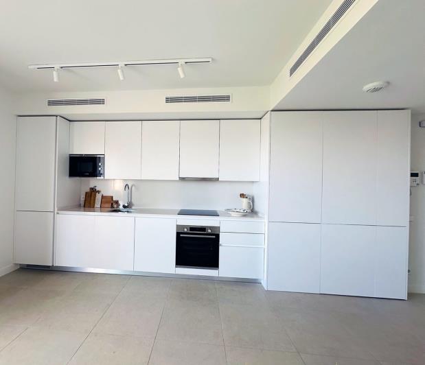 Image No.9-3 Bed Apartment for sale