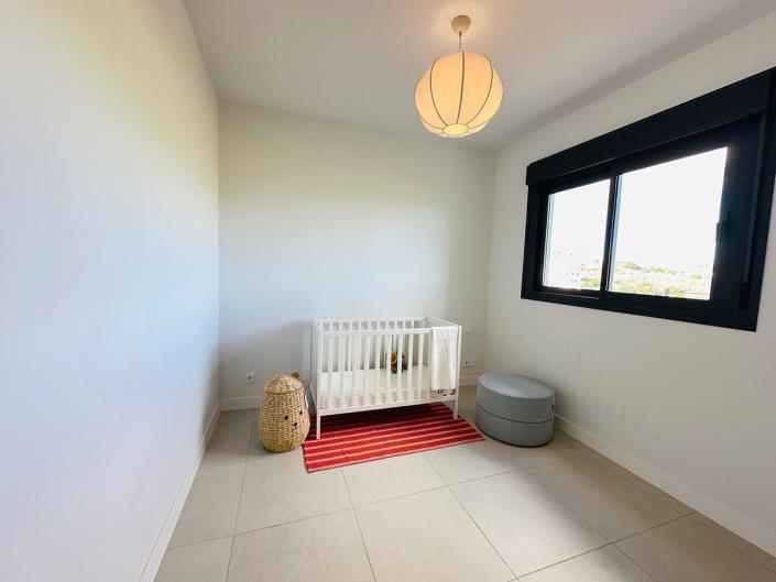 Image No.14-3 Bed Apartment for sale