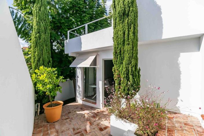 Image No.27-4 Bed Bungalow for sale