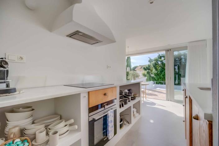 Image No.57-4 Bed Bungalow for sale