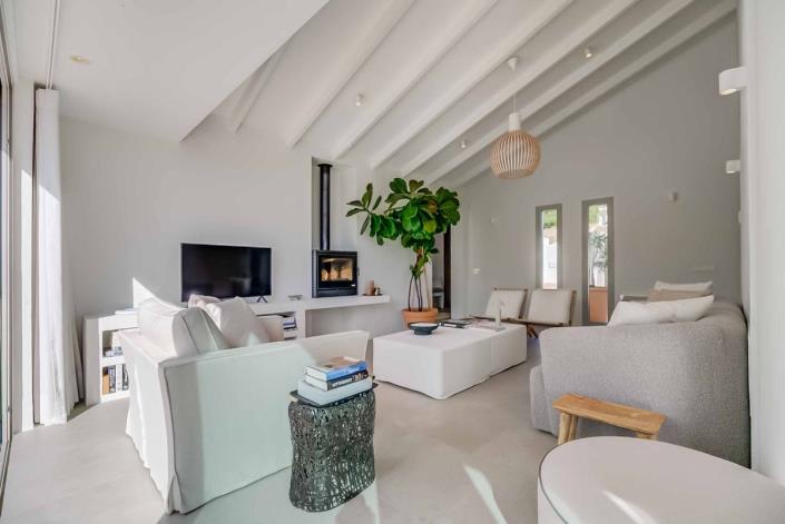 Image No.60-4 Bed Bungalow for sale