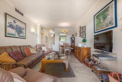 9-467d0cee5b725f3ef65f102a0c2e69c0