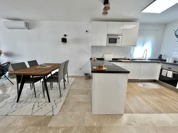 Image No.2-Appartement de 2 chambres à vendre à Riviera del Sol