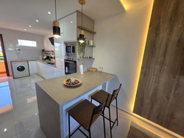 13-5fd73dea700db77384c091ca9818b1a9