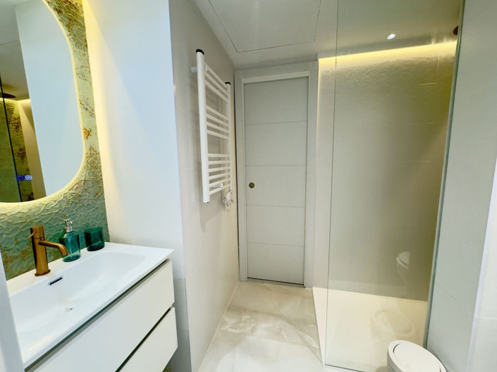 Image No.24-1 Bed Apartment for sale