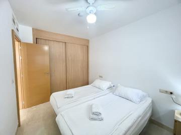 11-20939a0134ad724a8cb2a801094d15a4