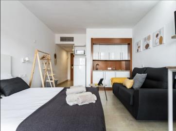 8-e64a9055bba3e77ac8aca3b893cdf826