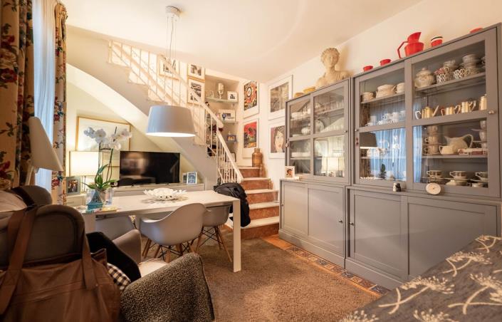 Image No.7-2 Bed Townhouse for sale