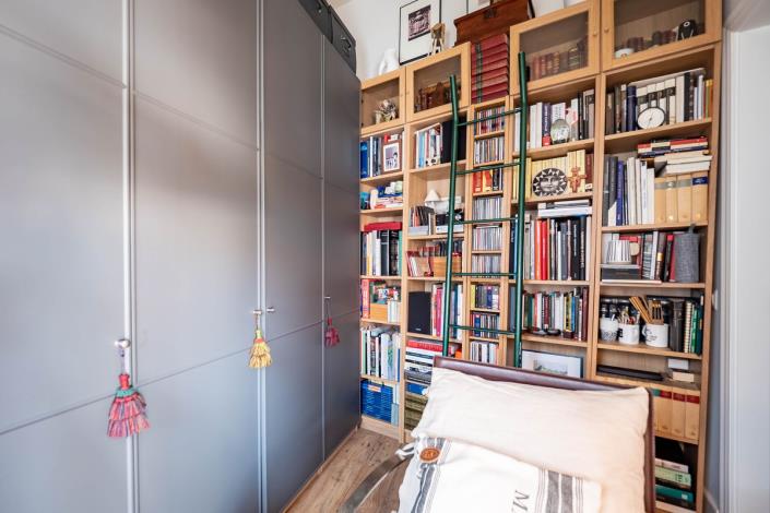 Image No.14-2 Bed Townhouse for sale