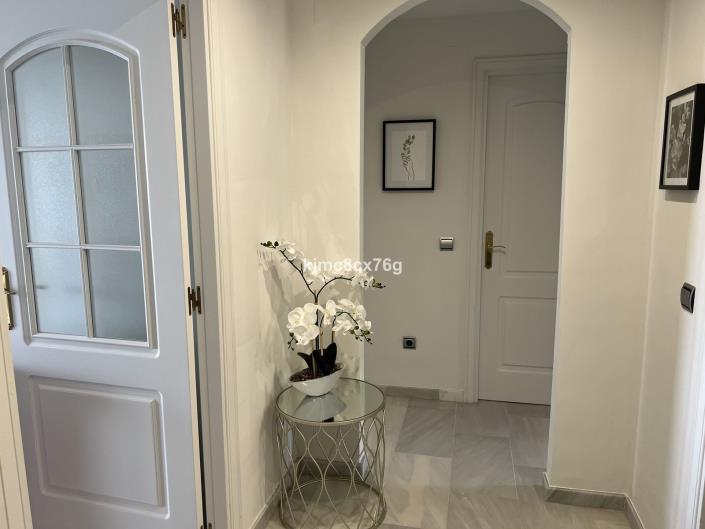 Image No.9-Appartement de 2 chambres à vendre à Calahonda