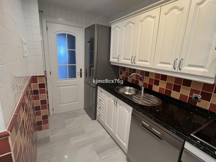 Image No.12-Appartement de 2 chambres à vendre à Calahonda