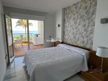 13-4d2745f4b54ae0f12c2baa3e2bd744e0