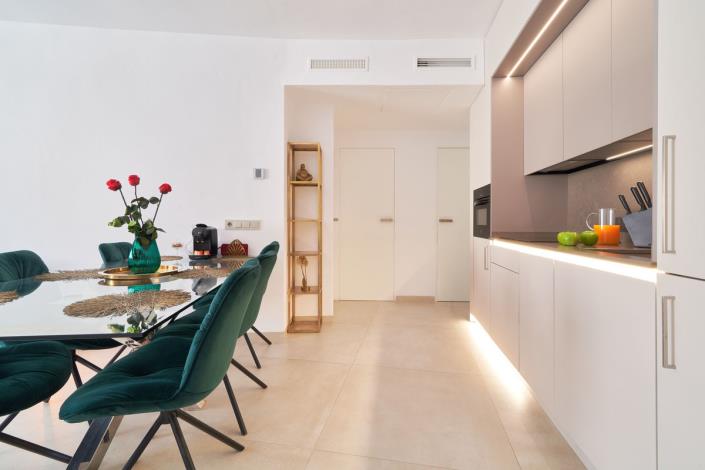 Image No.4-3 Bed Apartment for sale