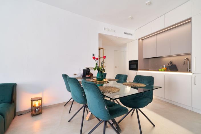 Image No.6-3 Bed Apartment for sale