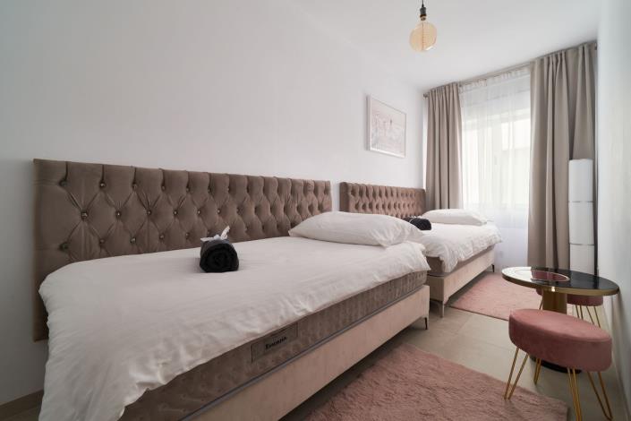 Image No.18-3 Bed Apartment for sale