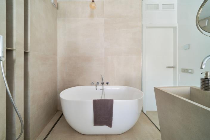 Image No.24-3 Bed Apartment for sale