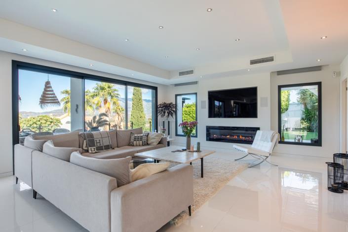 Image No.2-4 Bed House/Villa for sale