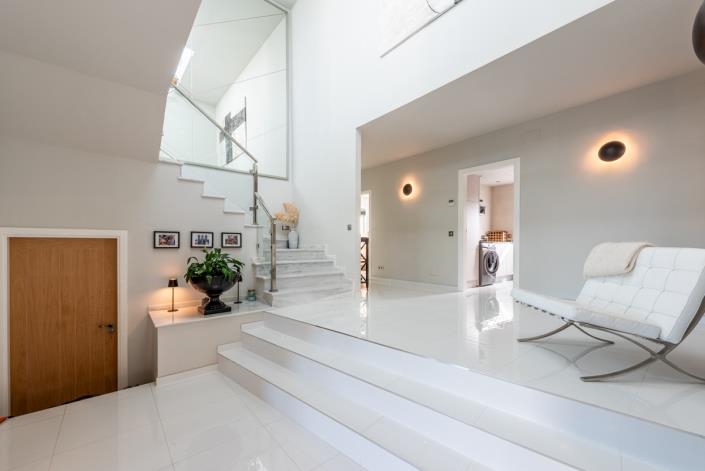 Image No.9-4 Bed House/Villa for sale