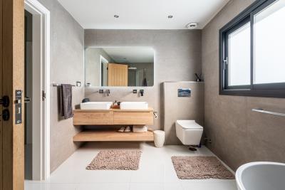 13-5fd73dea700db77384c091ca9818b1a9