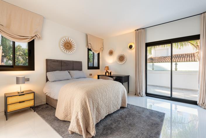 Image No.15-4 Bed House/Villa for sale