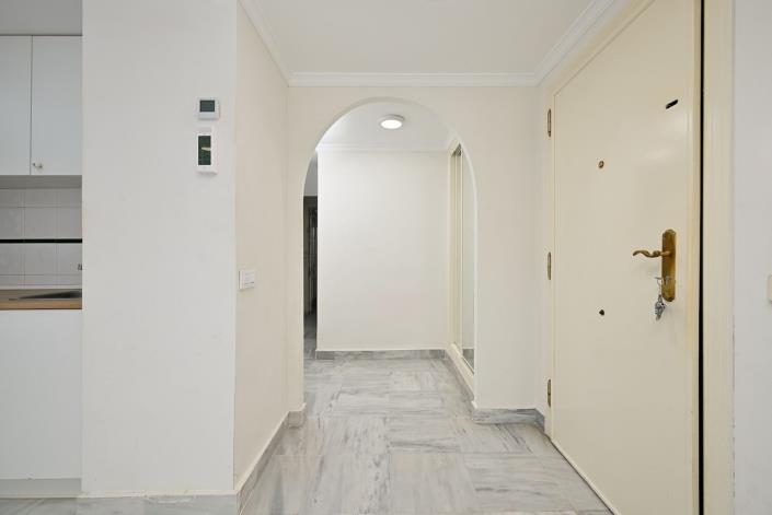 Image No.10-2 Bed Apartment for sale