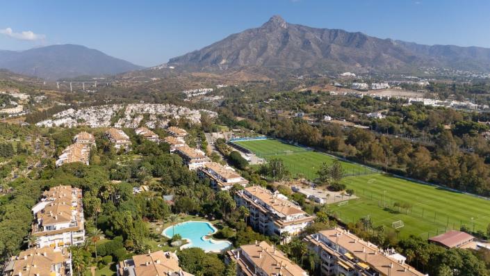 Image No.32-2 Bed Apartment for sale