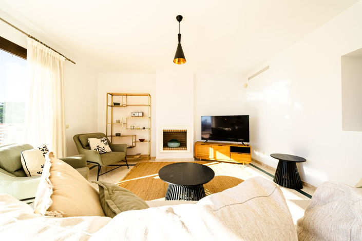 Image No.10-3 Bed Apartment for sale