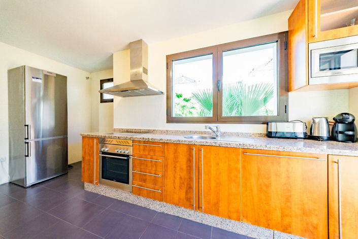 Image No.12-3 Bed Apartment for sale