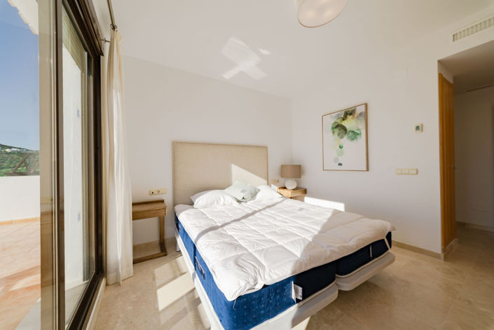 Image No.17-3 Bed Apartment for sale