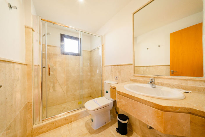 Image No.21-3 Bed Apartment for sale