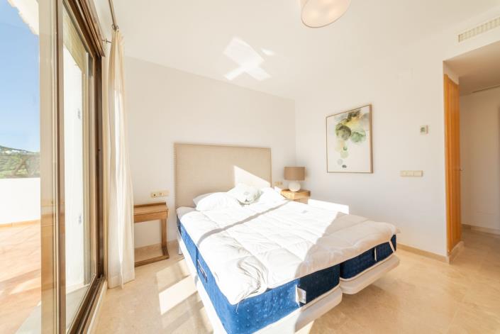 Image No.18-3 Bed Penthouse for sale