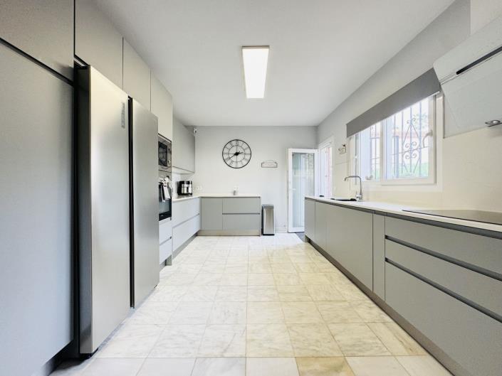 Image No.7-4 Bed Villa for sale