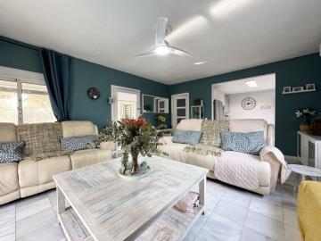 11-20939a0134ad724a8cb2a801094d15a4