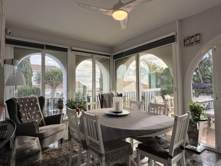 Image No.14-4 Bed Villa for sale