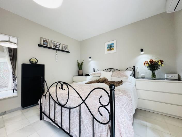 Image No.17-4 Bed Villa for sale